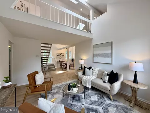 3960 Langley Ct NW #F624, Washington, DC 20016