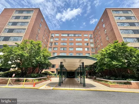 4301 Massachusetts Ave NW #5007, Washington, DC 20016