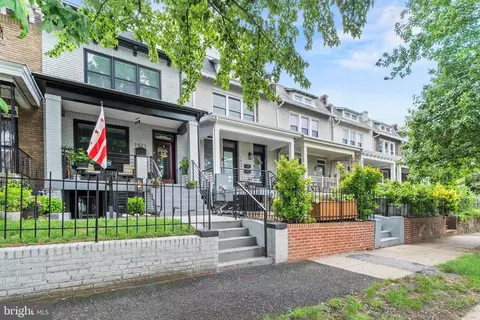 Exterior - 1509 D St NE #2, Washington, DC 20002 photo 9 of 9