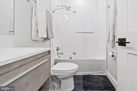 Bath - 1509 D St NE #2, Washington, DC 20002 photo 1 of 5