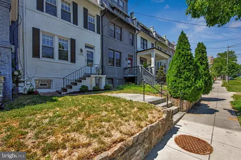 Exterior - 2406 37th St NW, Washington, DC 20007 photo 3 of 6