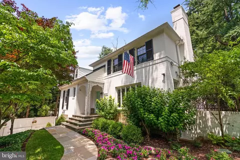 4555 W Street St NW, Washington, DC 20007