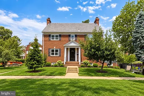 3801 S Dakota Ave NE, Washington, DC 20018