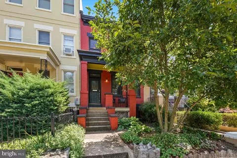 520 15th St SE, Washington, DC 20003
