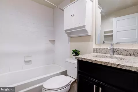 Bath - 637 3rd St NE #305, Washington, DC 20002 photo 1 of 2