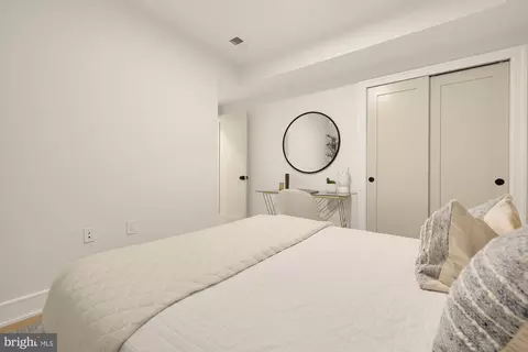 Bedroom - 1463 Harvard St NW #2, Washington, DC 20009 photo 3 of 6
