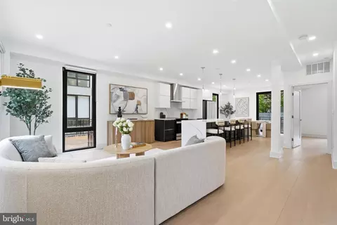 1810 Central Pl NE #1, Washington, DC 20002