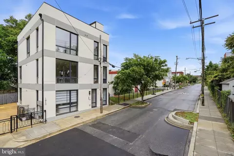 Exterior - 1810 Central Pl NE #1, Washington, DC 20002 photo 2 of 5
