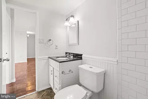 1718 P St NW #608, Washington, DC 20036 photo 24