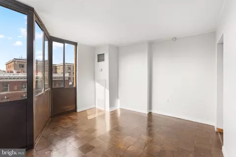 1718 P St NW #608, Washington, DC 20036 photo 14