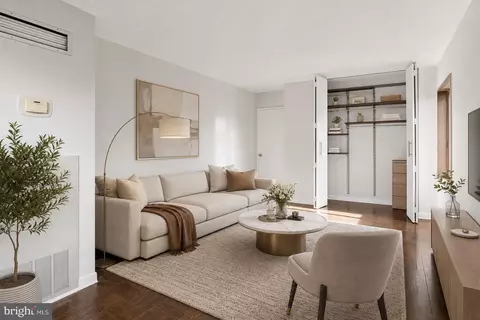 1718 P St NW #608, Washington, DC 20036