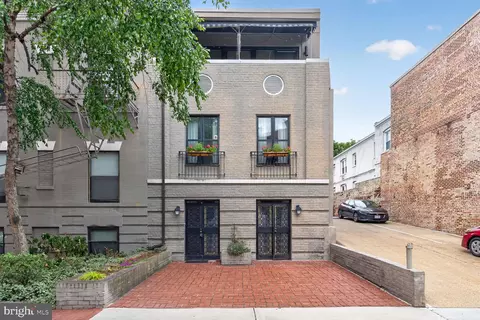 2101 N Street St NW #T5, Washington, DC 20037