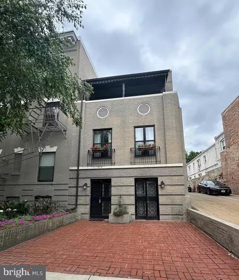 2101 N Street St NW #T5, Washington, DC 20037