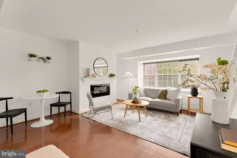 3601 38th St NW #303, Washington, DC 20016