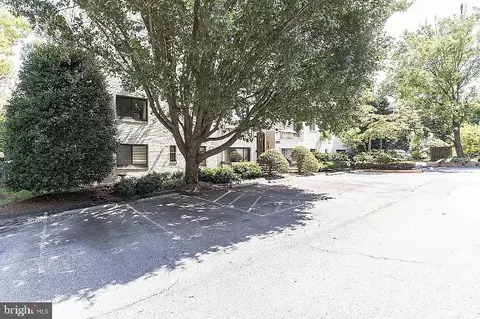3825 Davis Pl NW #3, Washington, DC 20007 photo 10