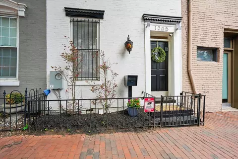 1205 Potomac St NW, Washington, DC 20007