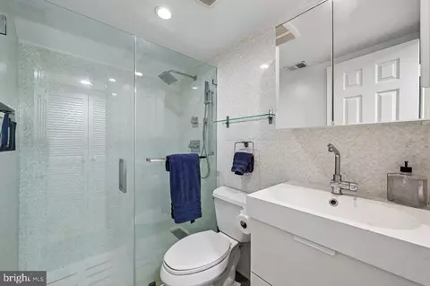 Bath - 21 4th St NE, Washington, DC 20002 photo 4 of 4