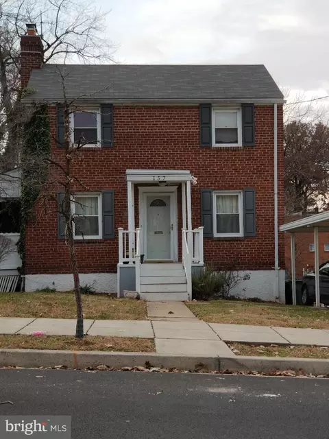 157 Chesapeake St SW, Washington, DC 20032