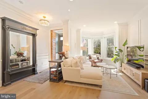 1223 Fairmont St NW, Washington, DC 20009