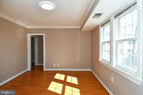 Living - 2625 3rd St NE #301, Washington, DC 20002 photo 5 of 6