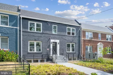 1372 NE Bryant St NE #4, Washington, DC 20018