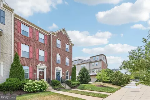3801 Commodore Joshua Barney Dr NE, Washington, DC 20018