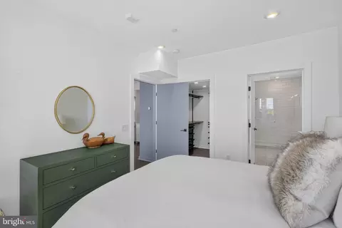 300 8th St NE #PH502, Washington, DC 20002 photo 20