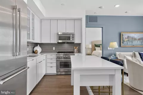 300 8th St NE #PH502, Washington, DC 20002 photo 14
