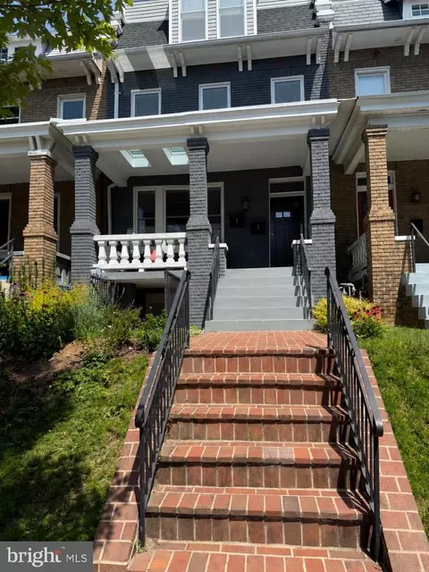 3803 10th St NW #2, Washington, DC 20011