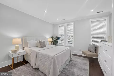 Bedroom - 615 11th St NE, Washington, DC 20002 photo 1 of 1