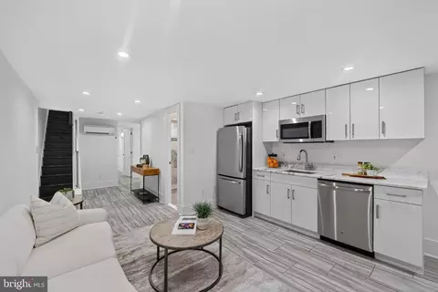 Entry Way - 615 11th St NE, Washington, DC 20002 photo 12 of 12