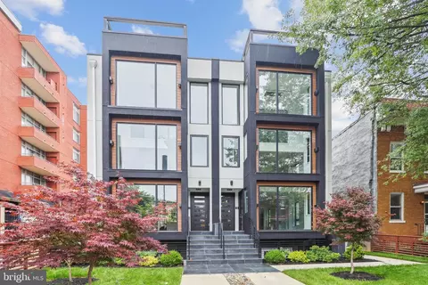 Exterior - 304 K St NE #1, Washington, DC 20002 photo 3 of 3