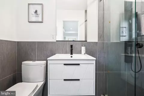 Bath - 304 K St NE #1, Washington, DC 20002 photo 6 of 6