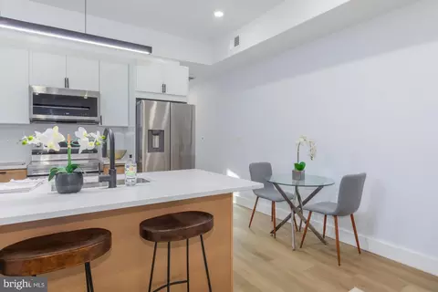 1012 17th Pl NE #TWO, Washington, DC 20002 photo 4