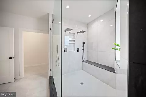 Bath - 131 11th St NE #PH, Washington, DC 20002 photo 2 of 5