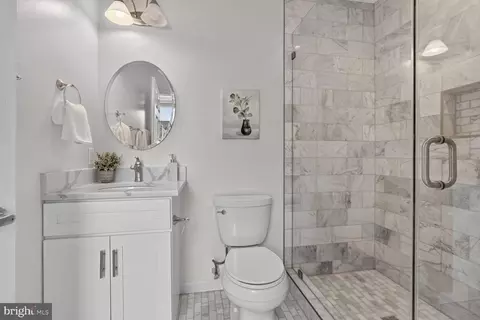 Bath - 2016 4th St NE #2, Washington, DC 20002 photo 2 of 2