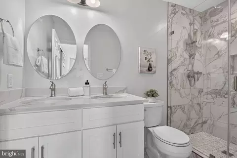 Bath - 2016 4th St NE #2, Washington, DC 20002 photo 1 of 2