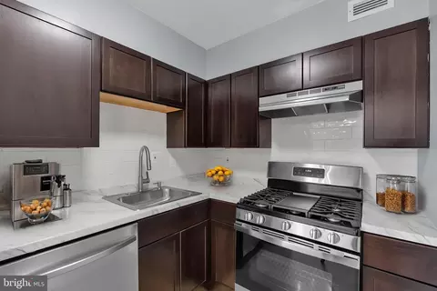 Kitchen - 1245 4th St SW #E-210, Washington, DC 20024 photo 1 of 1