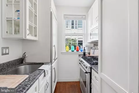Kitchen - 5 Pomander Walk NW, Washington, DC 20007 photo 1 of 3