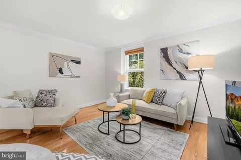 3930 Langley Ct NW #B638, Washington, DC 20016