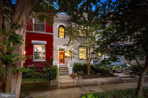 146 U St NW, Washington, DC 20001