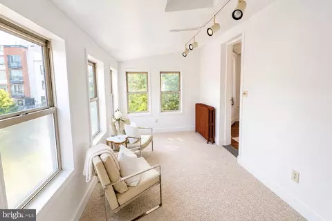 Entry Way - 1126 I St NE, Washington, DC 20002 photo 5 of 7