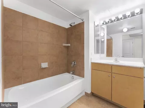 616 E St NW #407, Washington, DC 20004 photo 13