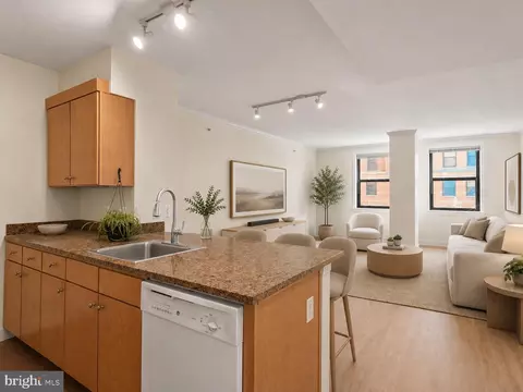 Living - 616 E St NW #407, Washington, DC 20004 photo 2 of 7