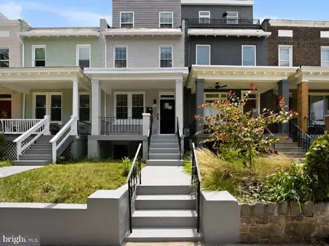 Exterior - 1705 D St SE #2, Washington, DC 20003 photo 1 of 4