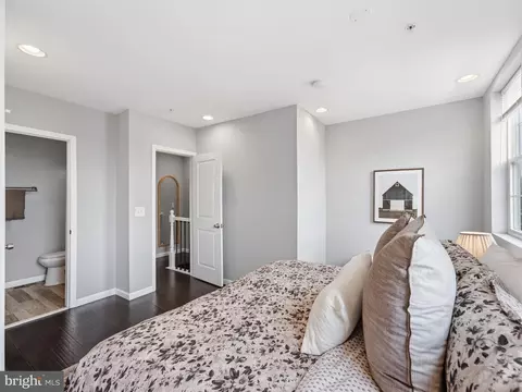 Bedroom - 1705 D St SE #2, Washington, DC 20003 photo 3 of 6