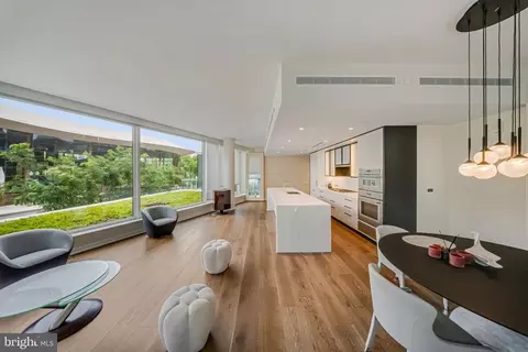601 Wharf St SW #213, Washington, DC 20024