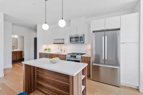 7175 12th St NW #302, Washington, DC 20012