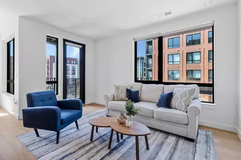 7175 12th St NW #302, Washington, DC 20012