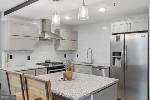 1109 O St NW #101, Washington, DC 20005